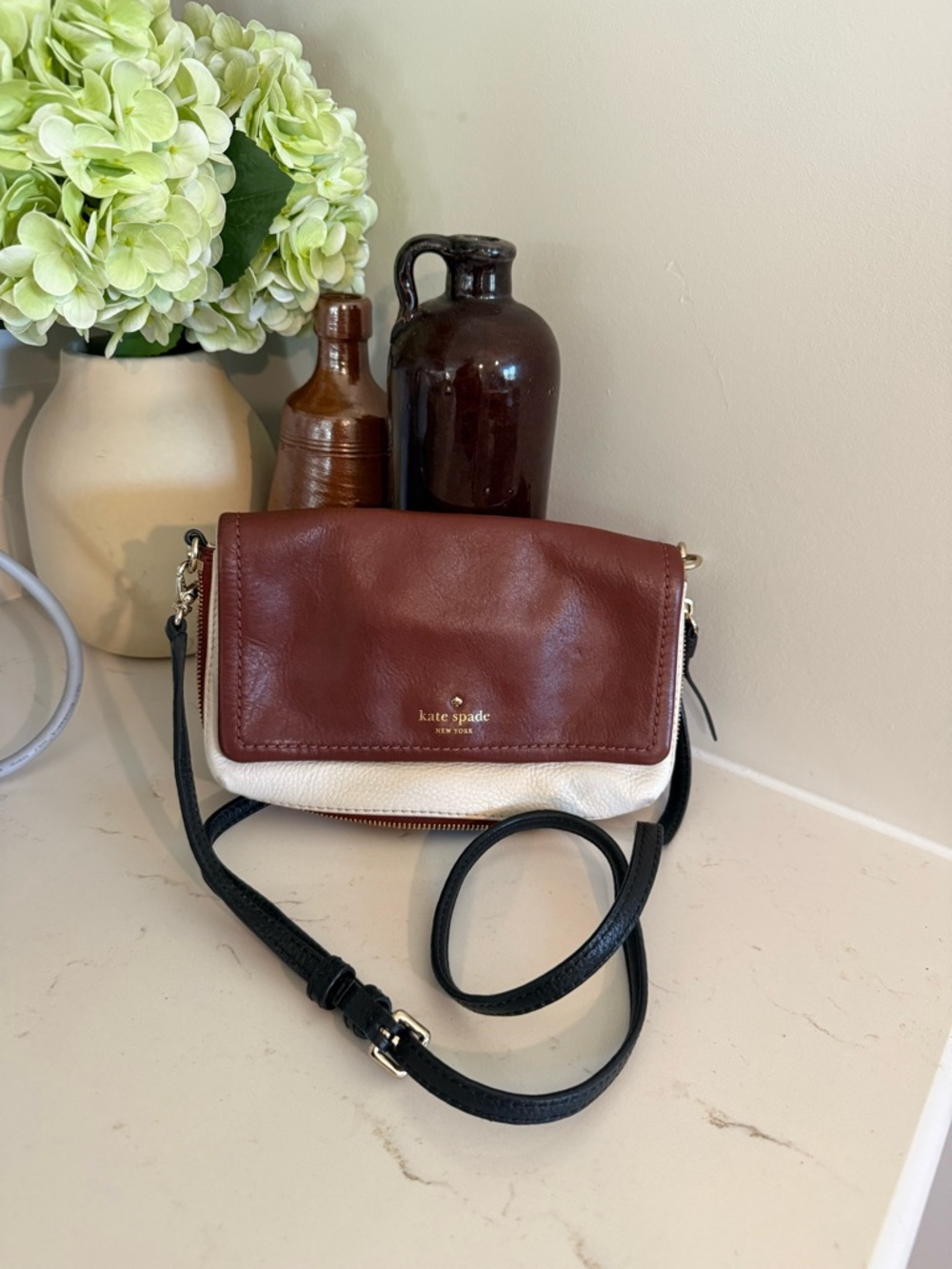 Kate Spade Two-Tone Brown and Cream Leather Crossbody